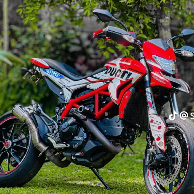 Chat with Travel with srilanka, the Anime character AI chatbot