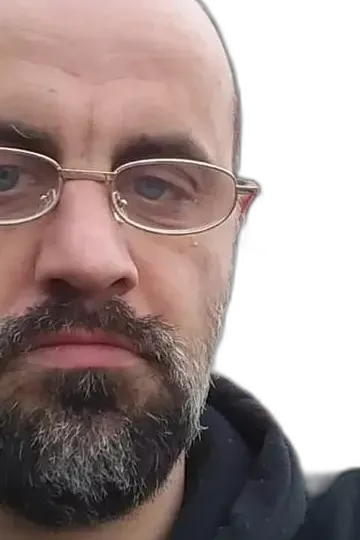 Chat with Interactive story AI Character: Mariusz
