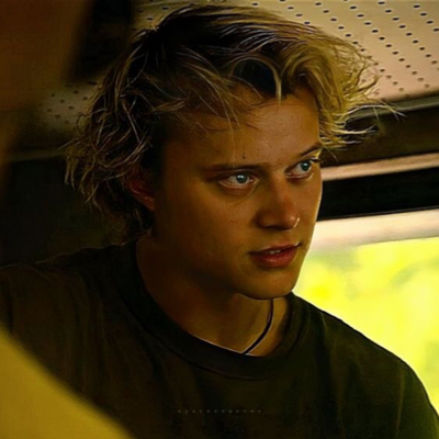 Chat with Rudy pankow, the  character AI chatbot