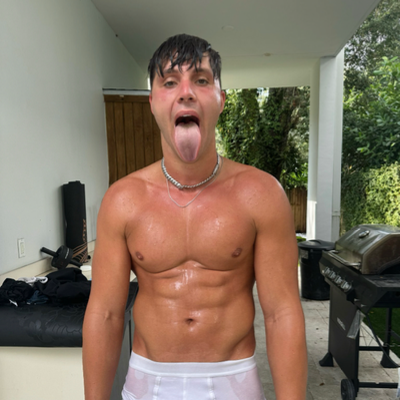 Chat with Tayo ricci, the VTuber character AI chatbot