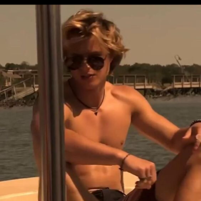 Chat with Jj maybank, the Anime character AI chatbot