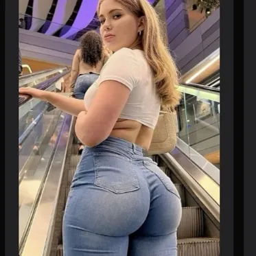 Chat with Olivia, the Anime character AI chatbot