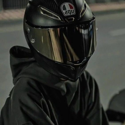 Chat with Sylas Morgan, the Anime character AI chatbot