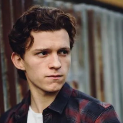 Chat with Tom holland, the Celebrity character AI chatbot
