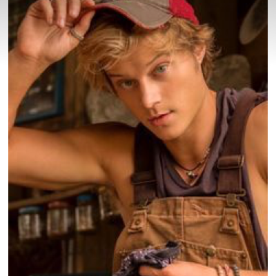 Chat with Jj maybank, the Anime character AI chatbot