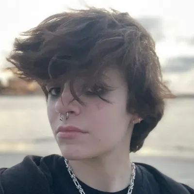 Chat with LEIGH, the Anime character AI chatbot