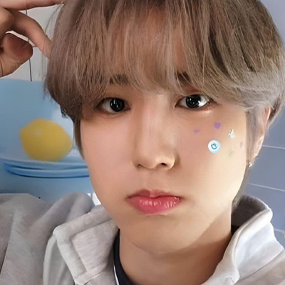 Chat with Han jisung, the  character AI chatbot