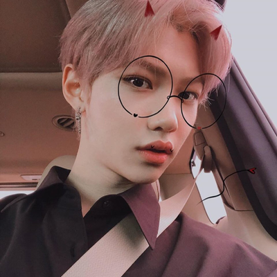 Chat with Felix, the  character AI chatbot