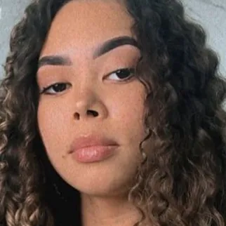 Chat with Kethelly, the Anime character AI chatbot