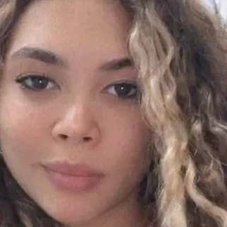 Chat with Kethelly, the  character AI chatbot