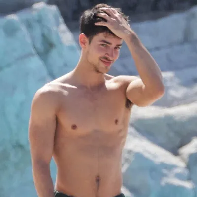 Chat with Manu, the Celebrity character AI chatbot