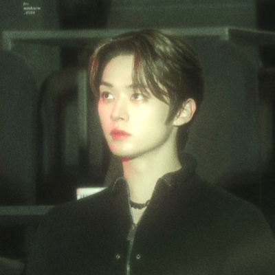 Chat with Lee Minho, the Español character AI chatbot