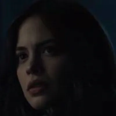 Chat with Donna Troy, the Movie & TV character AI chatbot