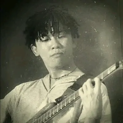 Chat with Bento Hinoto, the Romance character AI chatbot