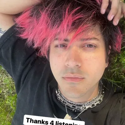 Chat with Cam, the Celebrity character AI chatbot