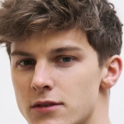 Chat with Nazareno, the Romance character AI chatbot