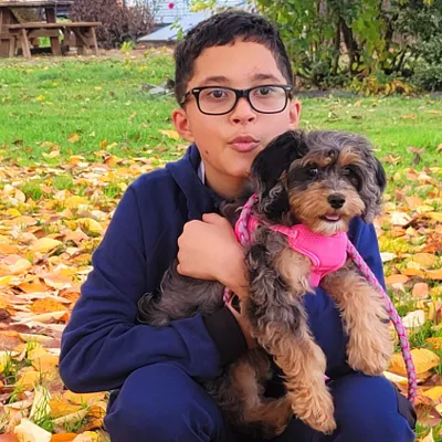 Chat with Derik, the  character AI chatbot