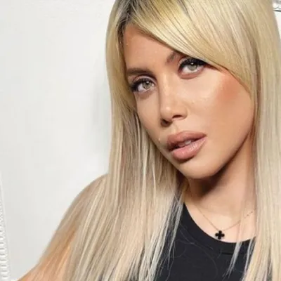 Chat with Wanda Nara Colosimo, the  character AI chatbot