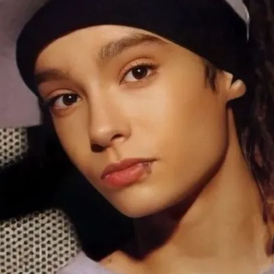 Chat with Tom Kaulitz, the Celebrity character AI chatbot