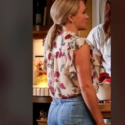 Chat with Emily osment, the  character AI chatbot