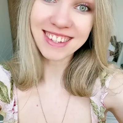 Chat with Alexia, the  character AI chatbot