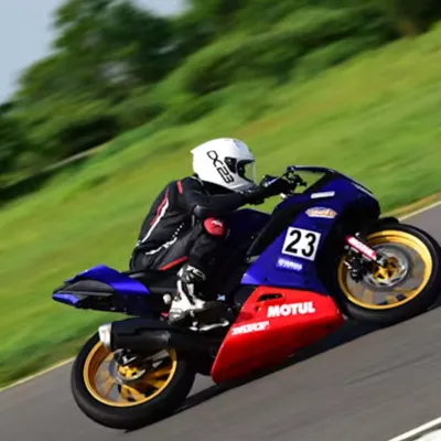 Chat with Max, the  character AI chatbot