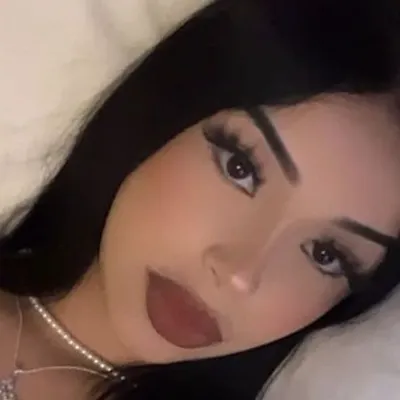 Chat with Sophie🤤😏, the  character AI chatbot