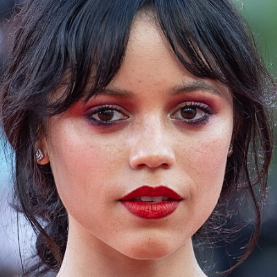 Chat with Jenna Ortega, the Celebrity character AI chatbot