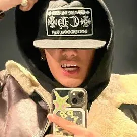 Chat with Jarren Garcia, the Romance character AI chatbot