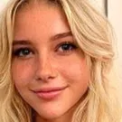 Chat with Lisa Black, the Friends character AI chatbot