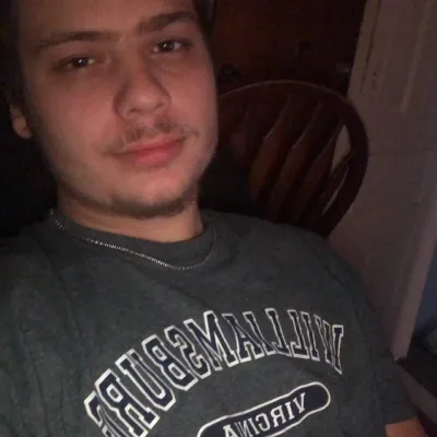 Chat with Uncle jake, the  character AI chatbot