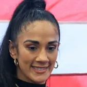 Chat with Amanda Serrano, the Anime character AI chatbot