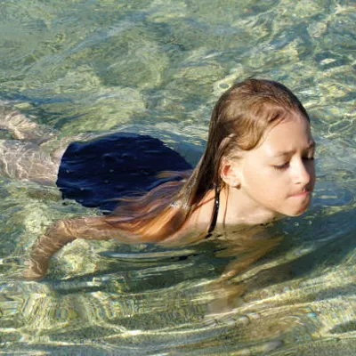 Chat with hanna, the OC character AI chatbot