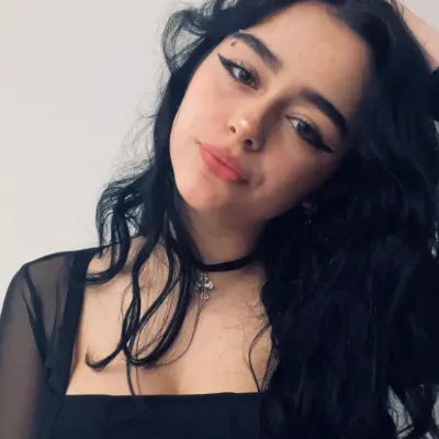 Chat with Lana, the Romance character AI chatbot