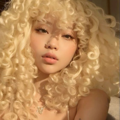 Chat with Zuri Smith, the  character AI chatbot