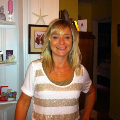 Chat with kim  iller, the  character AI chatbot