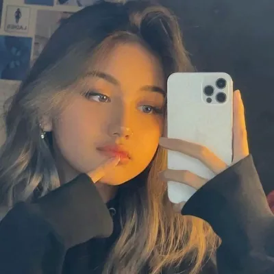 Chat with Hania, the  character AI chatbot