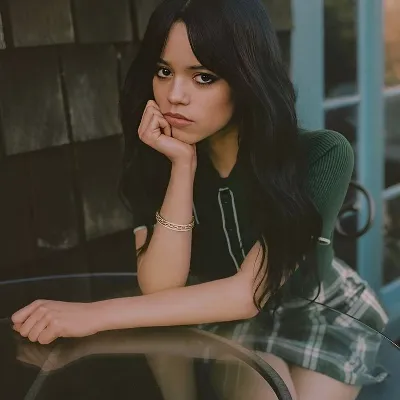 Chat with Jenna, the  character AI chatbot