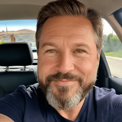 Chat with Roberto, the Romance character AI chatbot