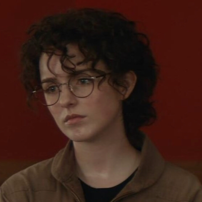 Chat with Phoebe Spengler, the OC character AI chatbot