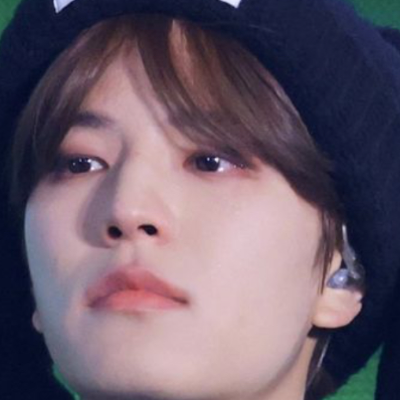 Chat with Seungmin (best friend), the  character AI chatbot