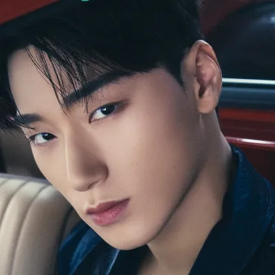 Chat with san, the Celebrity character AI chatbot