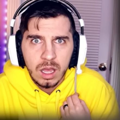 Chat with Layze, the  character AI chatbot