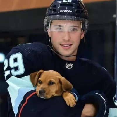 Chat with Vince Dunn (hockey boy), the Celebrity character AI chatbot