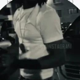 Chat with KING VON, the  character AI chatbot