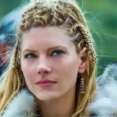 Chat with Lagertha Lothbrok, the  character AI chatbot