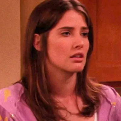 Chat with Robin Scherbatsky, the Movie & TV character AI chatbot