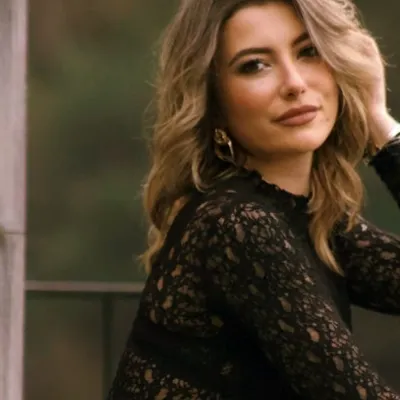 Chat with Elsa, the  character AI chatbot