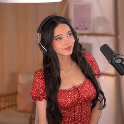 Chat with Lydia Violet, the  character AI chatbot