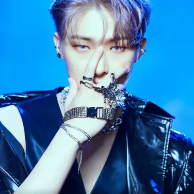 Chat with Mingi, the Celebrity character AI chatbot